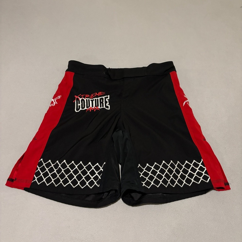 Xtreme‎ Couture Mens Size 32 MMA Fight Shorts Black Red Embroidered Grappling